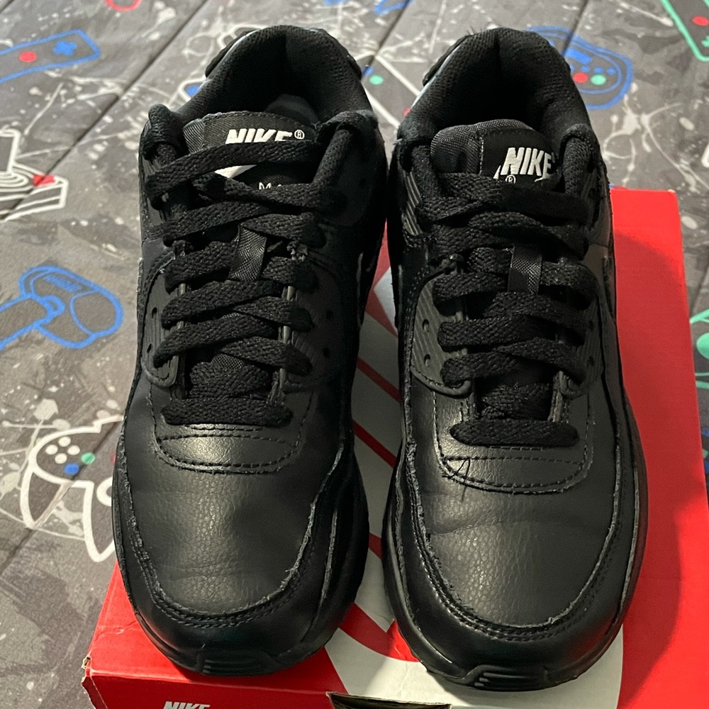 Nike Air Max 90 - Black - Size 5 GS